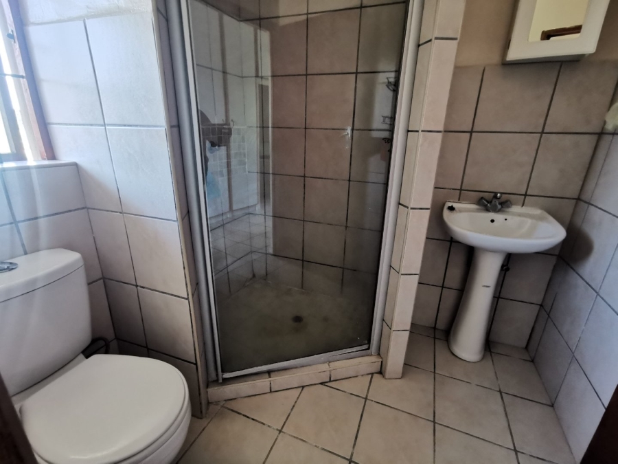 To Let  Bedroom Property for Rent in Die Bult North West